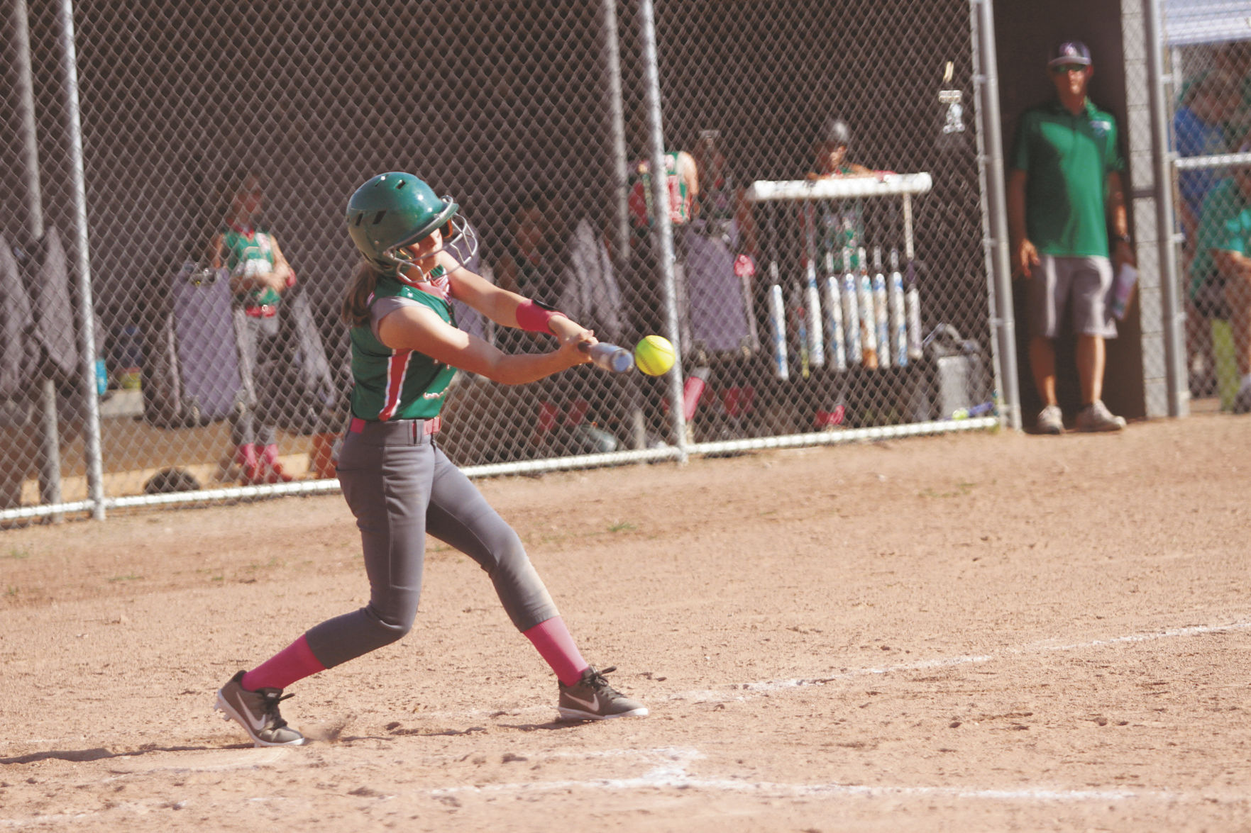 0709Floydsoftball10Ujpg.jpg
